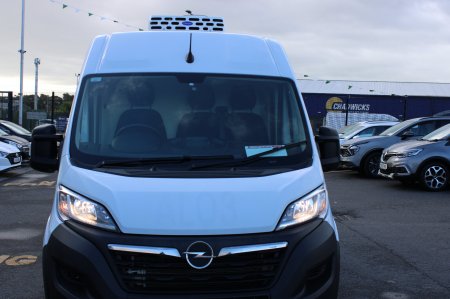 2025 Opel Movano - photo 8