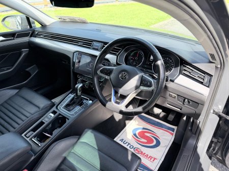 2020 Volkswagen Passat - photo 8
