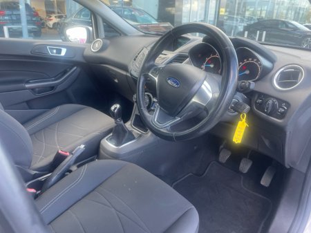 2014 Ford Fiesta - photo 6