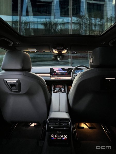 2024 BMW i5 - photo 23