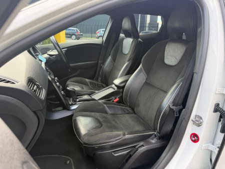 2017 Volvo V40 - photo 14