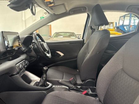 2022 Toyota Yaris - photo 6