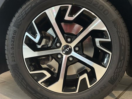 2025 Kia Sportage - photo 9