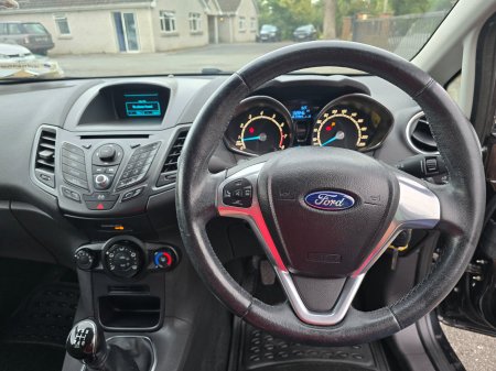 2014 Ford Fiesta - photo 24