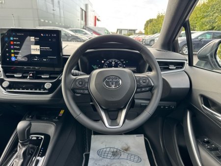 2025 Toyota Corolla - photo 9