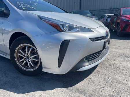2023 Toyota Prius - photo 2