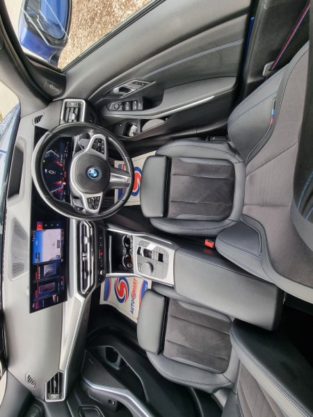 2023 BMW 3-Series - photo 24