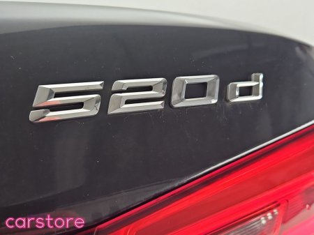 2020 BMW 5-Series - photo 18