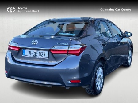 2017 Toyota Corolla - photo 2