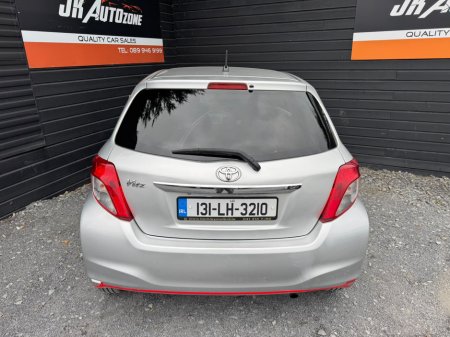 2013 Toyota Yaris - photo 5