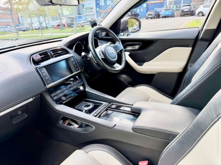 2018 Jaguar F-Pace - photo 20