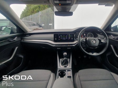 2024 Skoda Octavia - photo 2