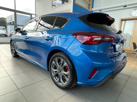 2025 Ford Focus - photo 6