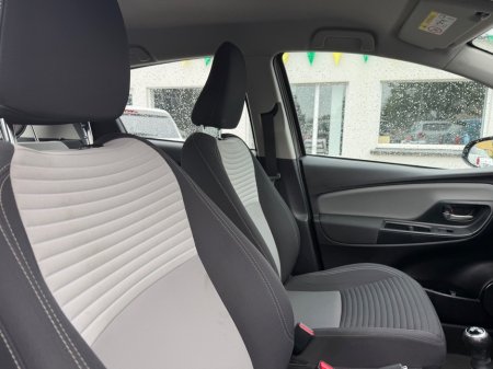 2018 Toyota Yaris - photo 11
