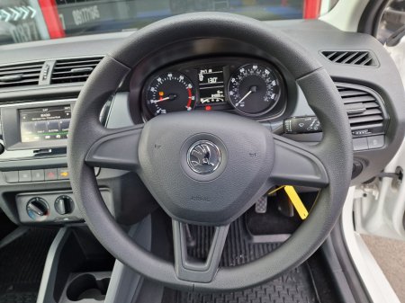 2016 Skoda Fabia - photo 16