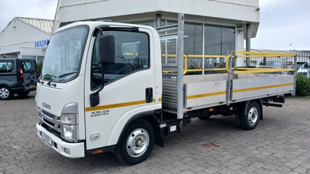 2023 Isuzu NKR