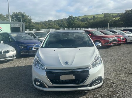 2017 Peugeot 208 - photo 2
