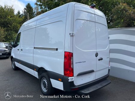 2027 Mercedes-Benz Sprinter - photo 6