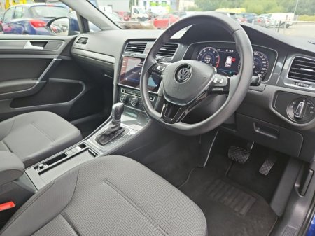 2019 Volkswagen Golf - photo 8