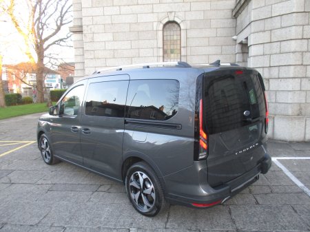 2026 Ford Tourneo Connect - photo 14