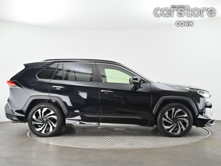 2021 Toyota RAV4 - photo 2