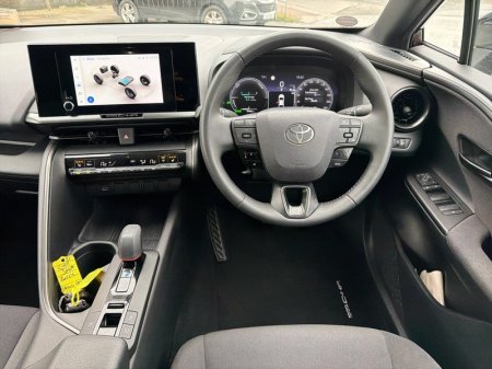 2024 Toyota C-HR - photo 9