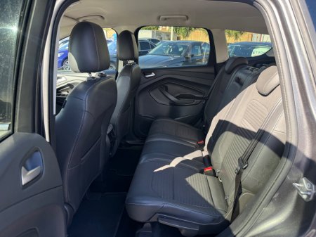 2017 Ford Kuga - photo 17
