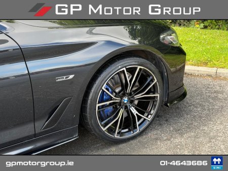 2023 BMW 5-Series - photo 17