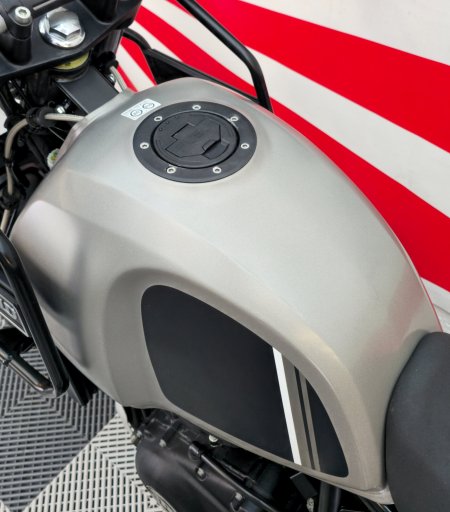 2021 ROYAL ENFIELD Himalayan - photo 44