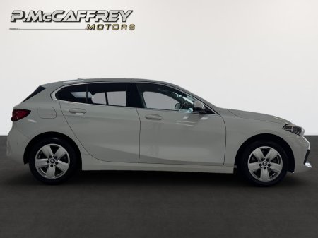 2021 BMW 1-Series - photo 4