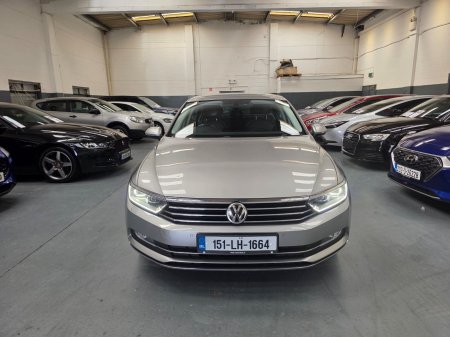 2015 Volkswagen Passat - photo 2
