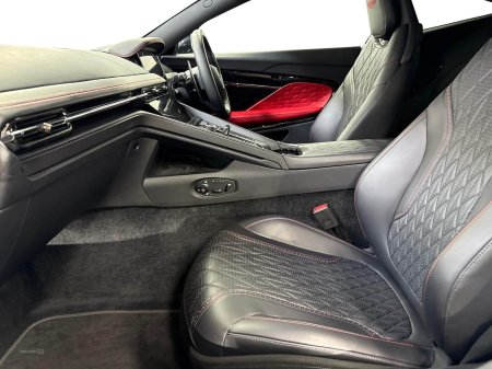 2025 Aston Martin DB12 - photo 32
