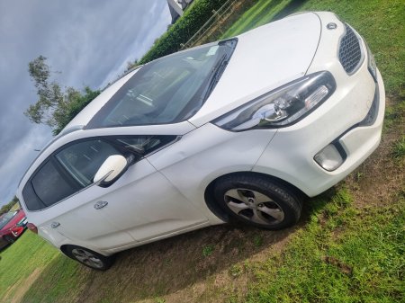 2015 Kia Carens - photo 4