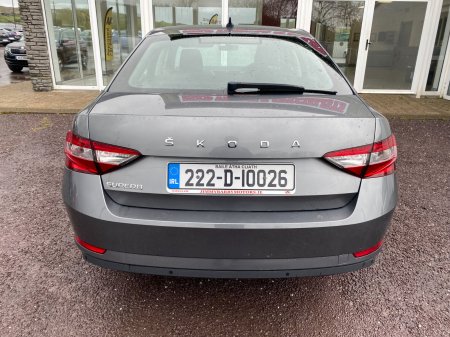 2022 Skoda Superb - photo 5