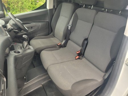 2019 Peugeot Partner - photo 2
