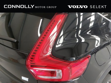 2022 Volvo XC40 - photo 16