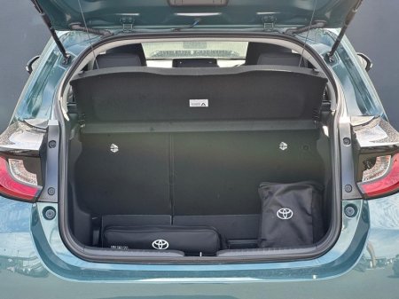 2025 Toyota Yaris - photo 9