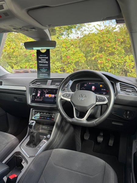 2022 Volkswagen Tiguan - photo 18