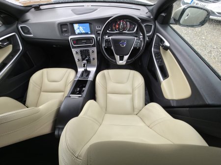 2017 Volvo V60 - photo 13