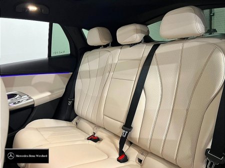 2026 Mercedes-Benz GLC - photo 17