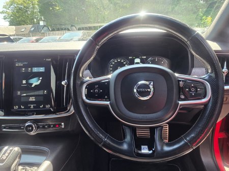 2017 Volvo S90 - photo 17