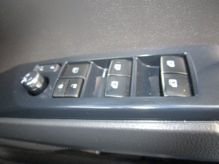 2020 Toyota Camry - photo 10