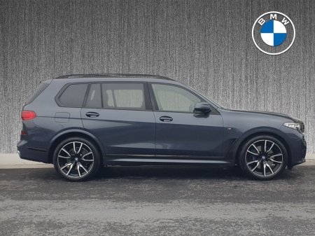 2021 BMW X7 - photo 3