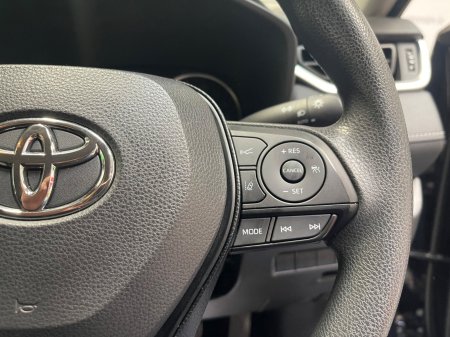 2021 Toyota RAV4 - photo 17