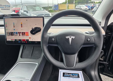 2024 Tesla Model Y - photo 9