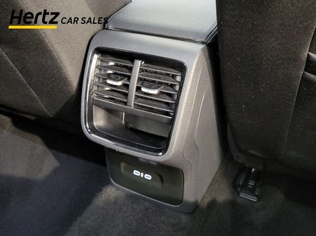 2025 Skoda Octavia - photo 18