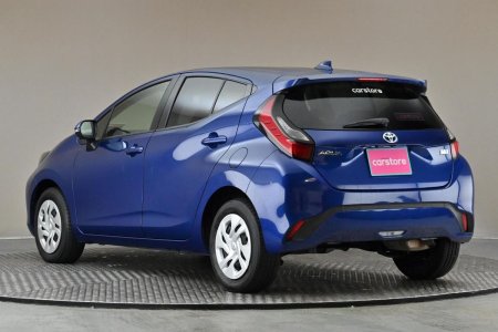 2022 Toyota Aqua - photo 7