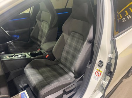2022 Volkswagen Golf - photo 10
