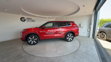 2026 Mitsubishi Outlander - photo 4