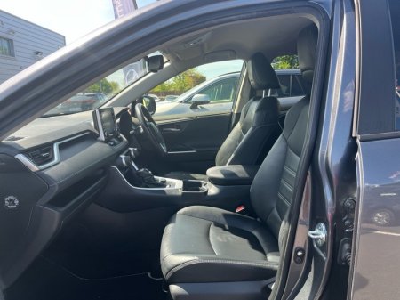 2021 Toyota RAV4 - photo 6